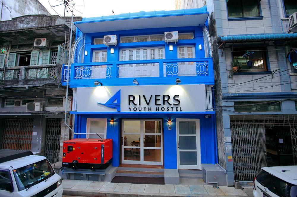 Four Rivers Youth Hostel Янгон Екстериор снимка